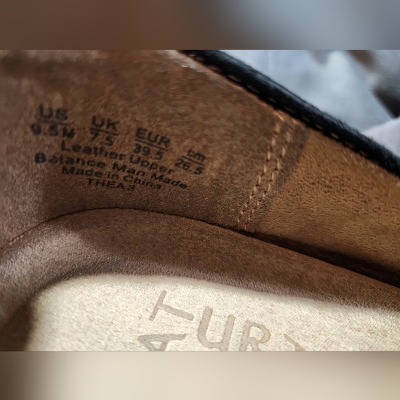 Naturalizer Sued Platform Flats - Picture 3 of 6